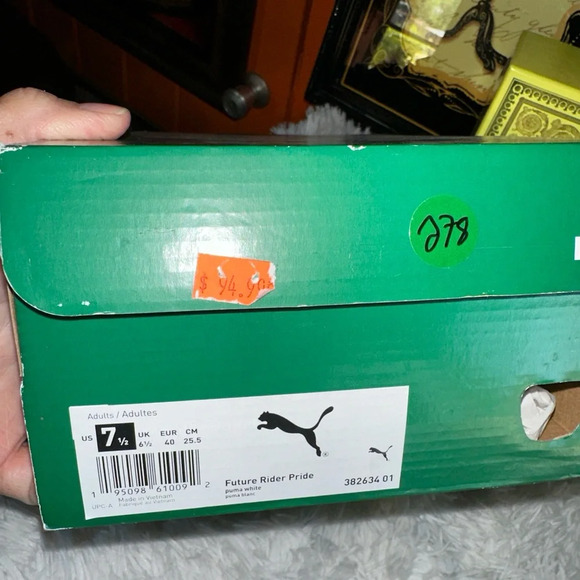 SIZE 7.5 PUMA FUTURE RIDER PRIDE 382634-01 - Picture 10 of 12